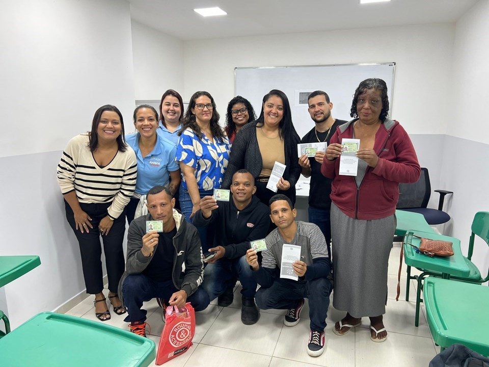 Sejus entrega documentos e reforça importância da documentação para reintegração social